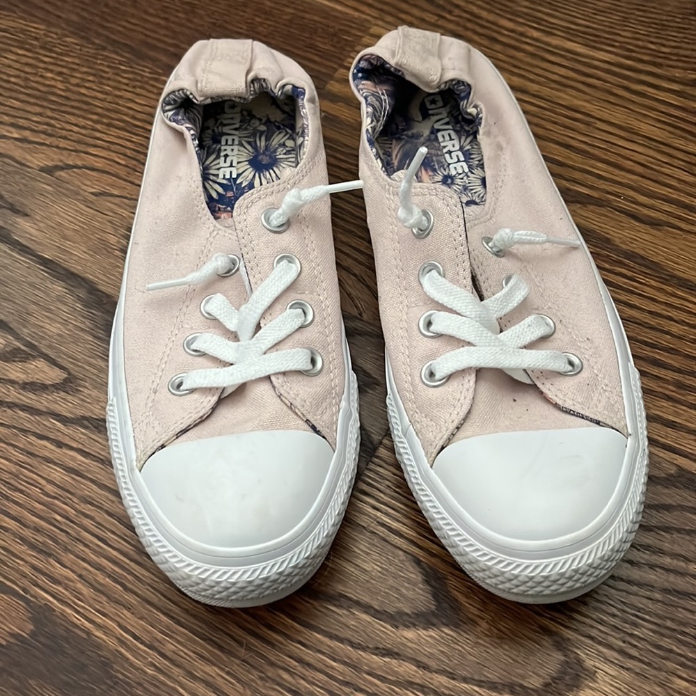 Converse - Picture 2 of 6
